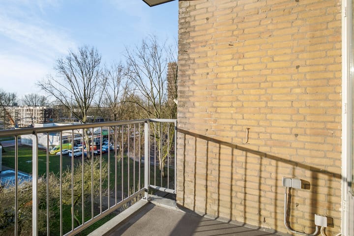 Foto 17 van Bart Verhallenplein 166