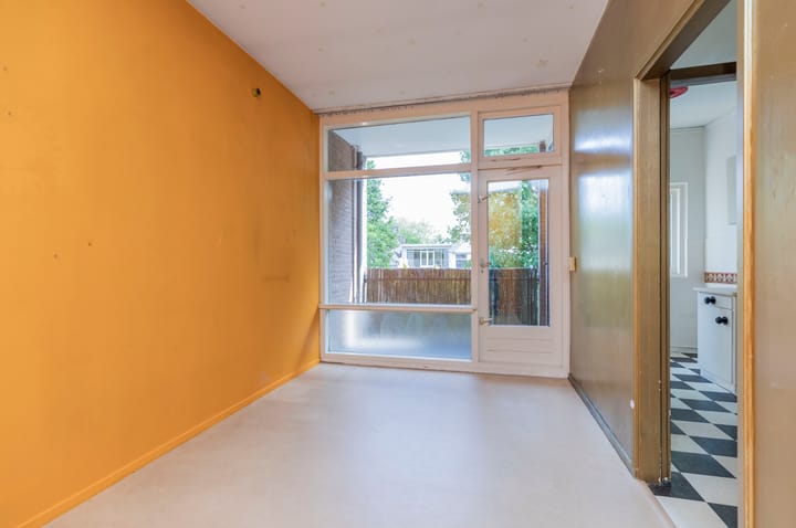 Photo 10 of Agniesestraat 11-C