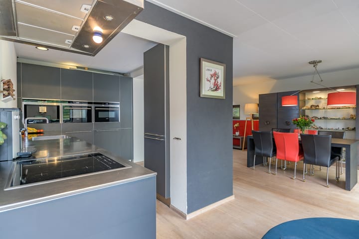 Photo 16 of De Hovenlaan 82