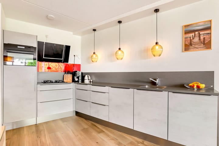 Foto 27 van Lessestraat 260