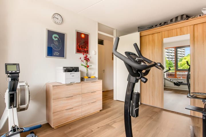 Foto 52 van Lessestraat 260