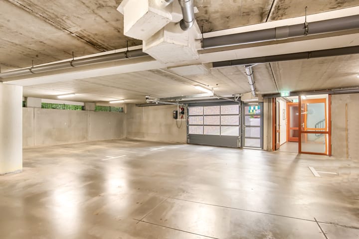 Foto 57 van Lessestraat 260