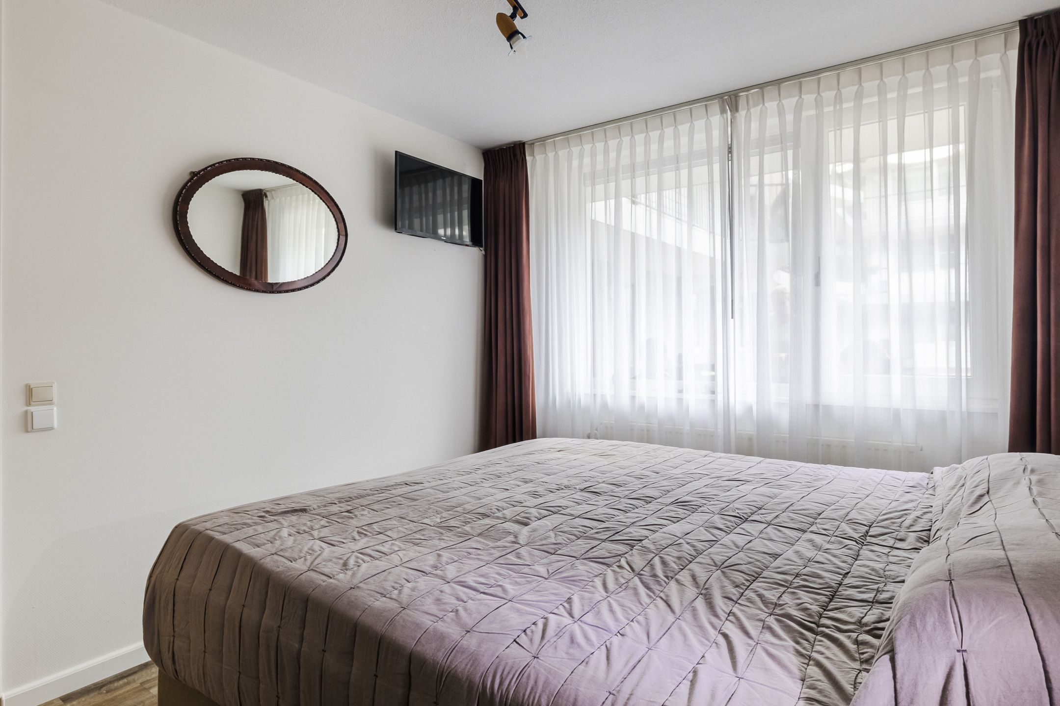 Foto 24 van Elzenmos 4