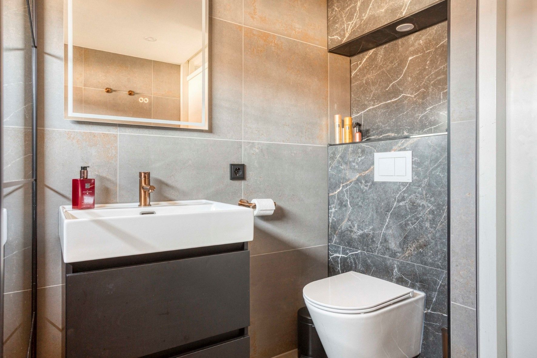 Foto 24 van Mercatorweg 35