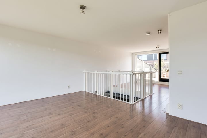 Photo 2 of Hoornplantsoen 12