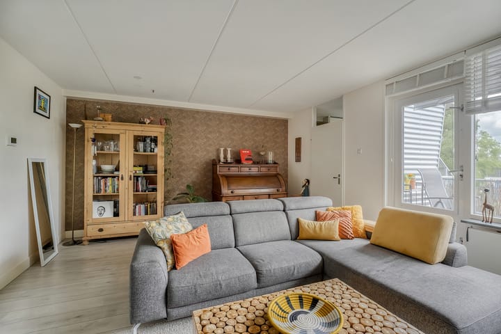 Foto 11 van Korenbloemlaan 12