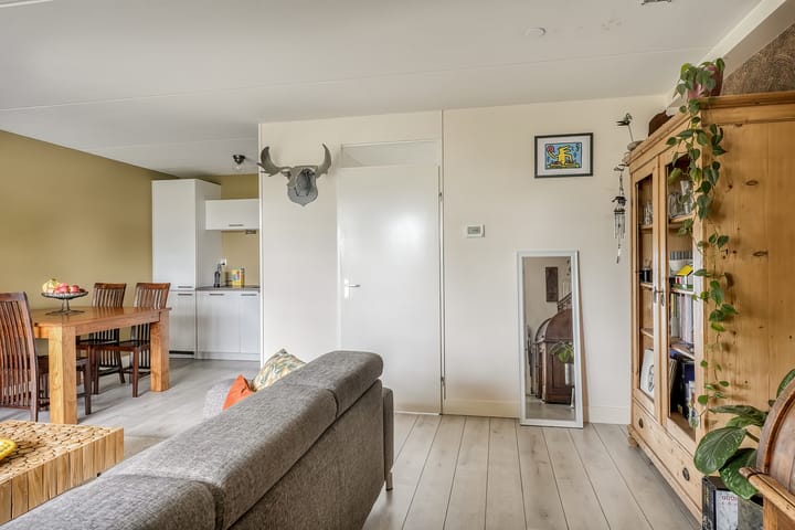 Foto 14 van Korenbloemlaan 12