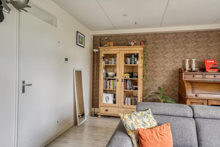 Foto 23 van Korenbloemlaan 12