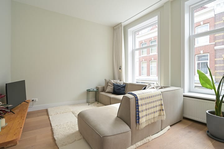 Foto 10 van Witte de Withstraat 3