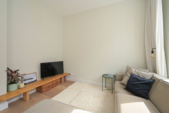 Foto 12 van Witte de Withstraat 3