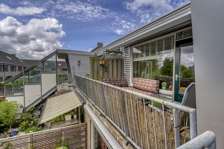 Foto 33 van Korenbloemlaan 12