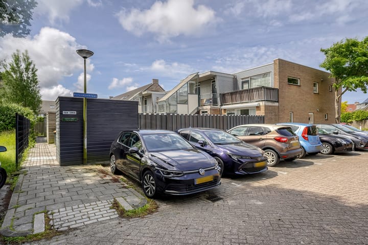 Foto 36 van Korenbloemlaan 12