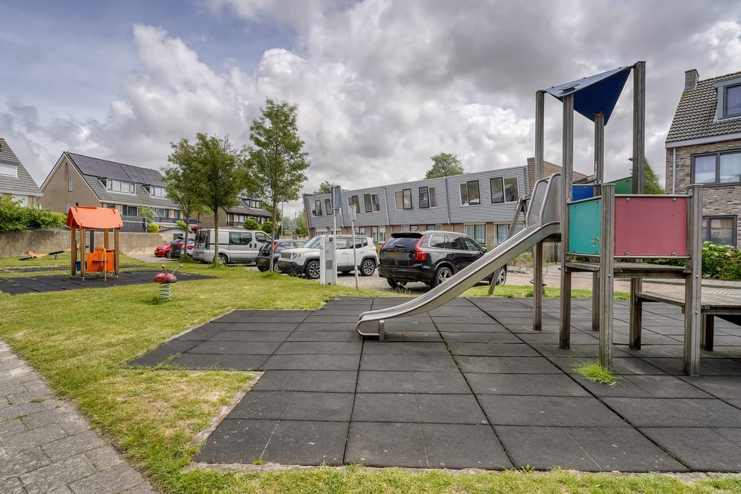 Foto 37 van Korenbloemlaan 12