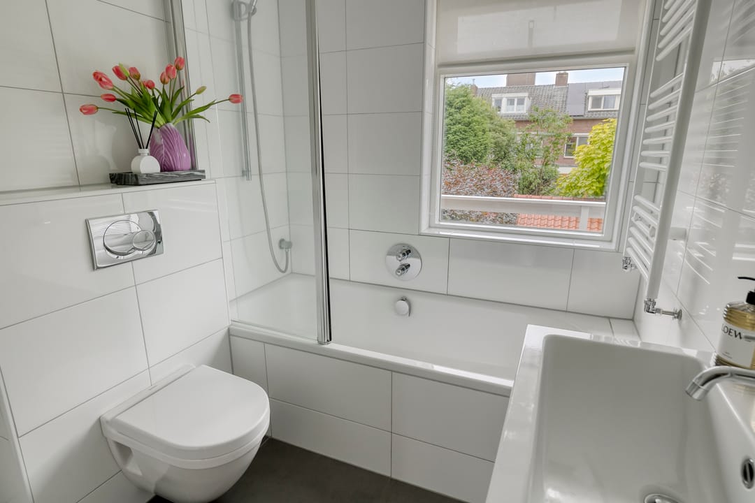 Photo 16 of Prins Alexanderstraat 26