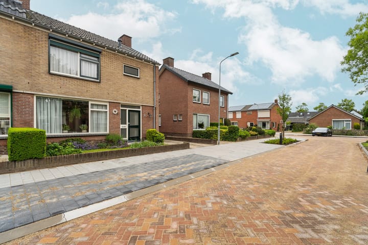 Foto 49 van Tulpenstraat 7