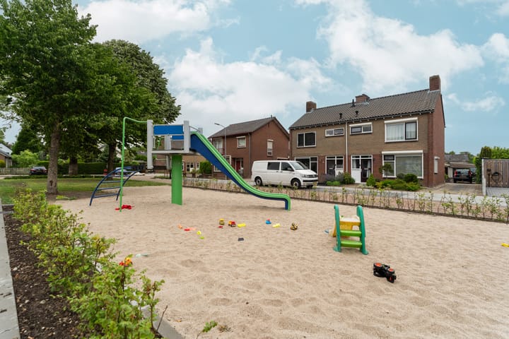 Foto 51 van Tulpenstraat 7