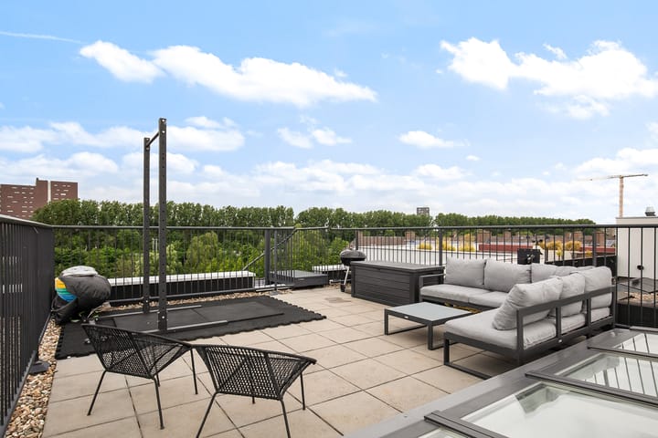 Foto 30 van Jan Tooropstraat 135