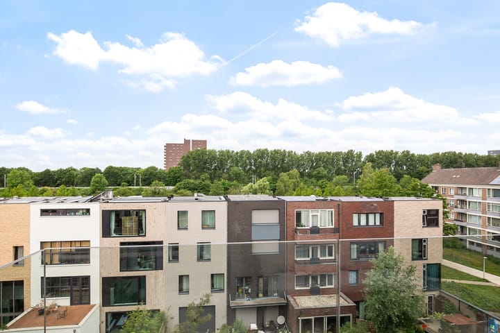 Foto 33 van Jan Tooropstraat 135