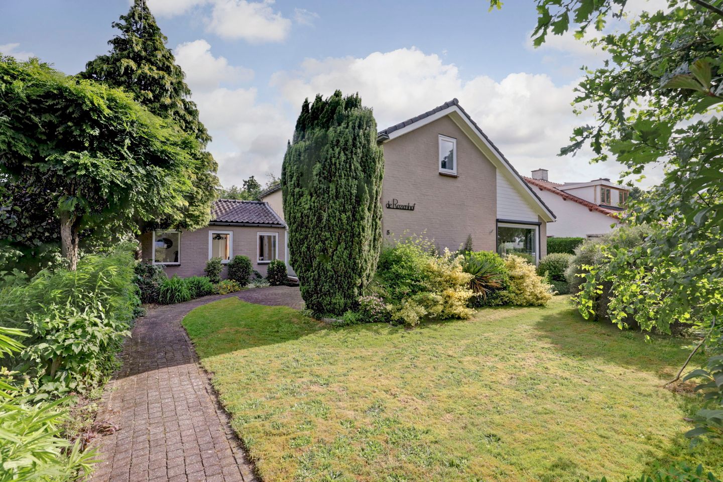 Foto 1 van Rozenhofstraat 5