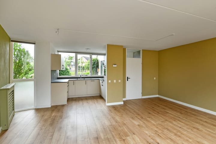 Foto 3 van Caro van Eijcklaan 9