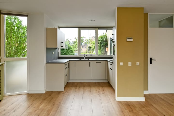 Foto 4 van Caro van Eijcklaan 9