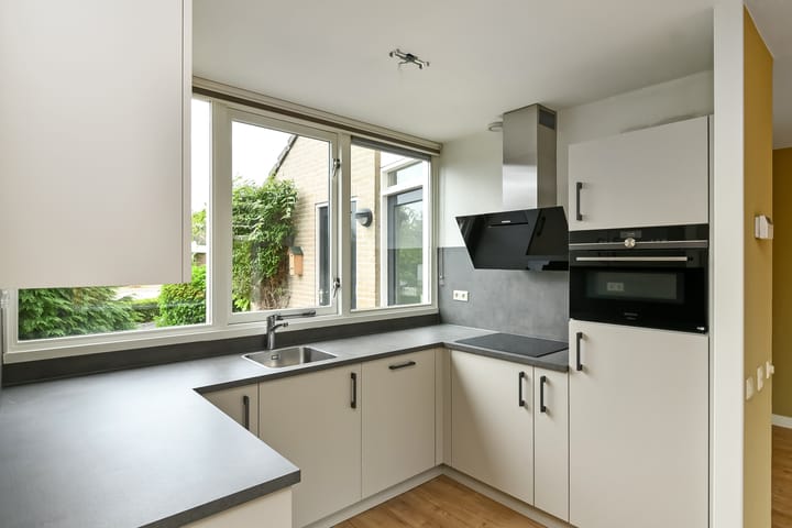 Foto 6 van Caro van Eijcklaan 9