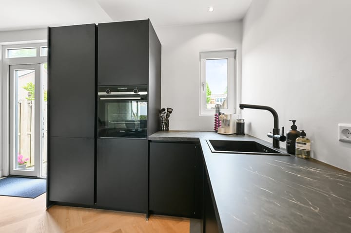 Foto 13 van Irisstraat 5