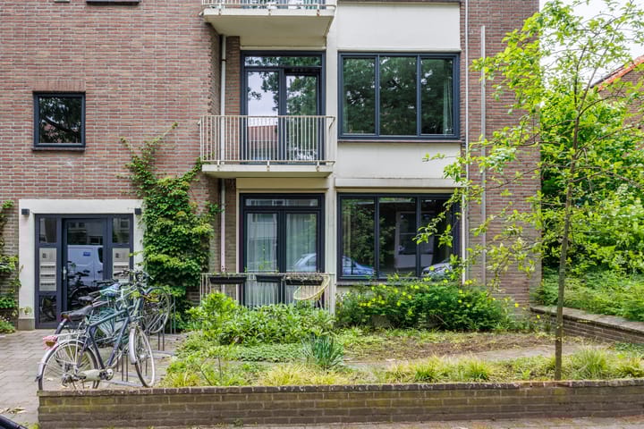 Photo 6 of Bankastraat 4