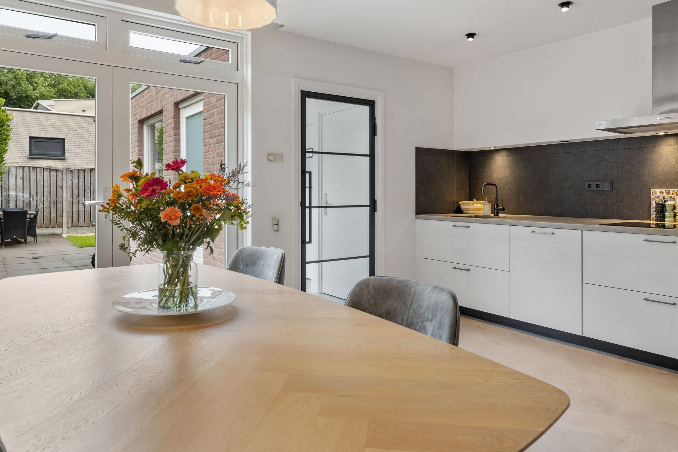 Foto 15 van Melis Stokestraat 12