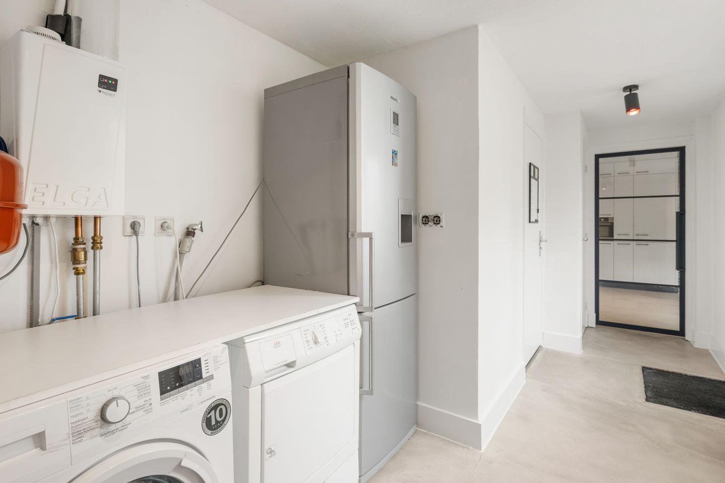 Foto 25 van Melis Stokestraat 12