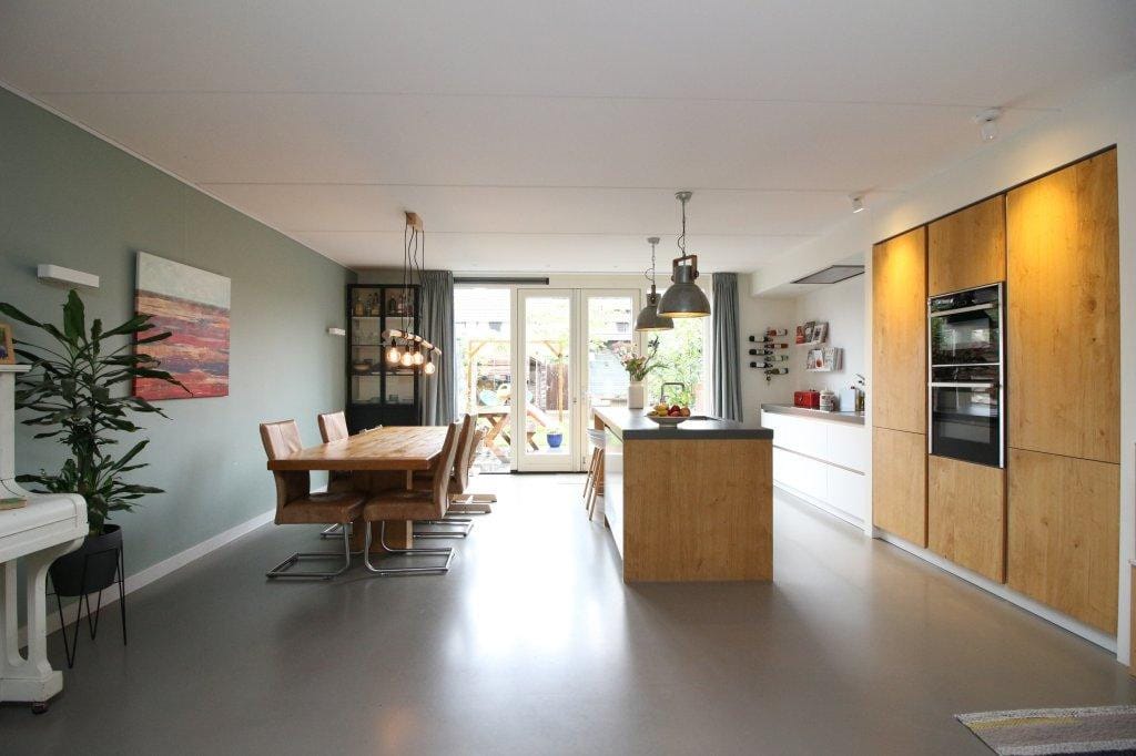 Foto 8 van Van Bockom Maaserf 9