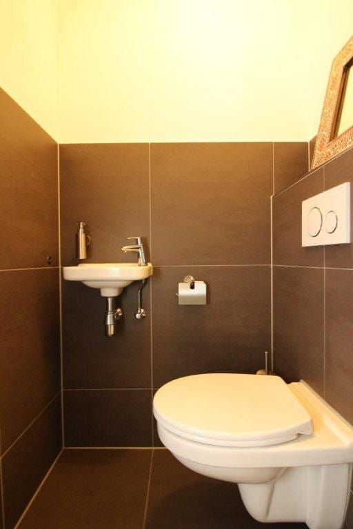 Foto 12 van Van Bockom Maaserf 9