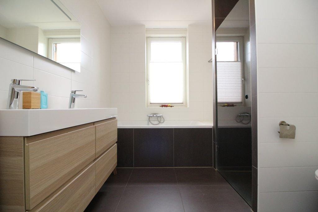 Foto 18 van Van Bockom Maaserf 9