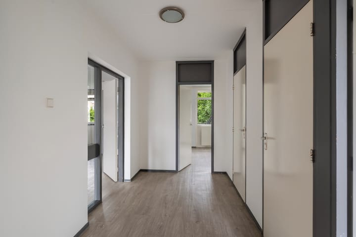 Foto 27 van Plutostraat 252