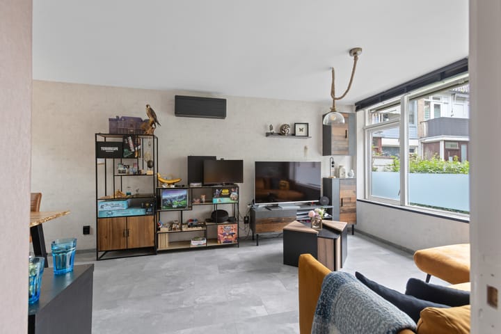 Foto 10 van W.H. Vliegenstraat 93