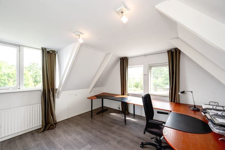 Foto 24 van Boddens Hosangweg 116-A