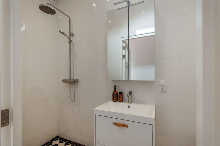 Foto 24 van Koorstraat 21-C