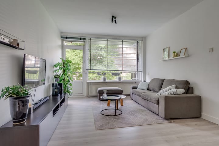 Foto 3 van Mr. G. Groen van Prinstererlaan 279