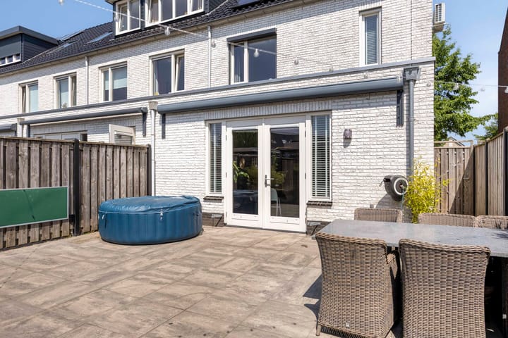 Foto 40 van Willem Hendrik Zwartallee 77