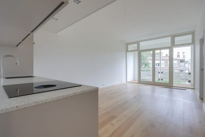 Foto 3 van Linnaeusparkweg 62-2