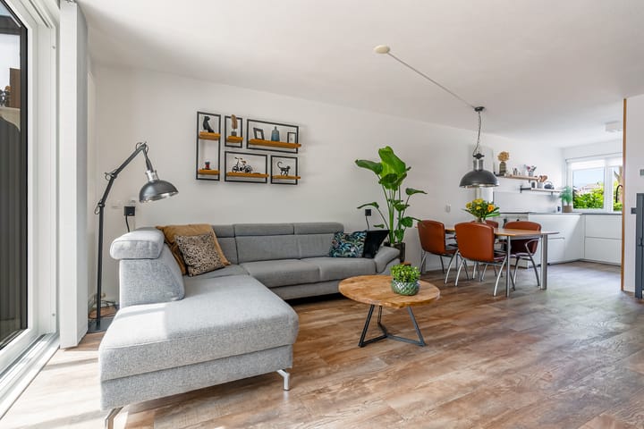 Foto 15 van Rijnland 245