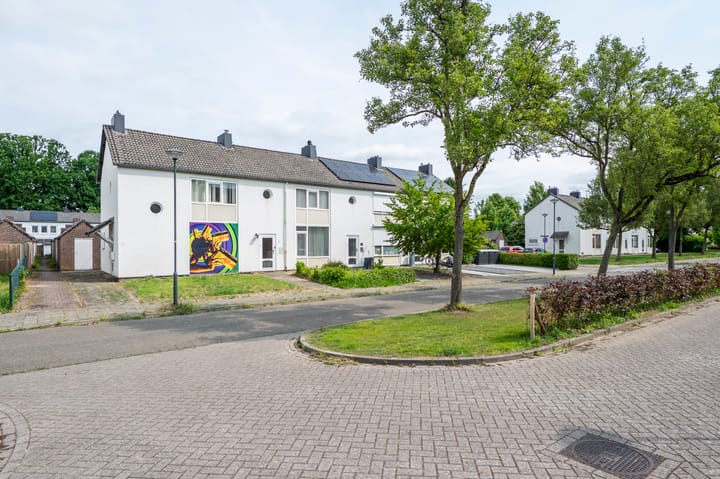 Foto 2 van Sint Rosastraat 12