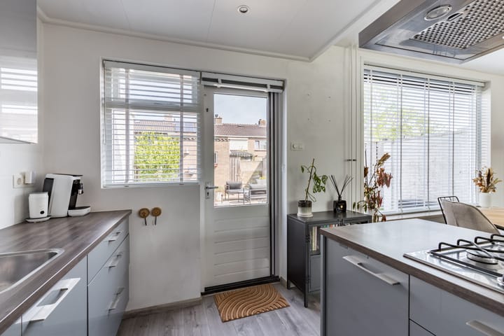 Foto 13 van Herman Heijermansstraat 8