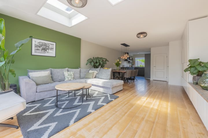 Foto 19 van Veertien Hond 110