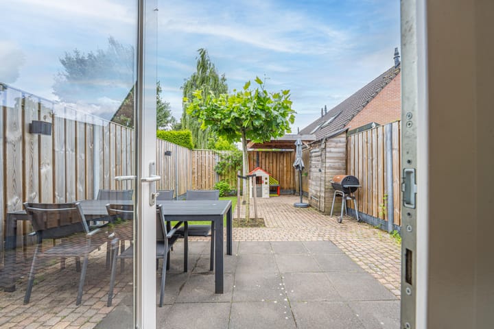 Foto 30 van Veertien Hond 110