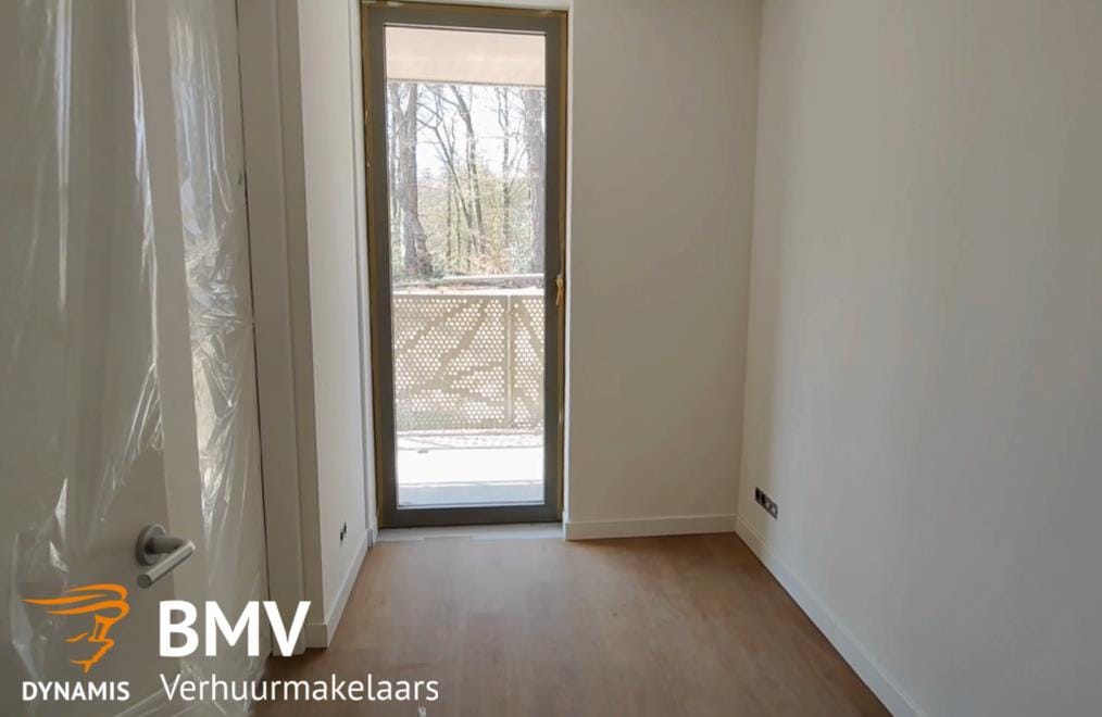 Foto 10 van Velperweg 143-15