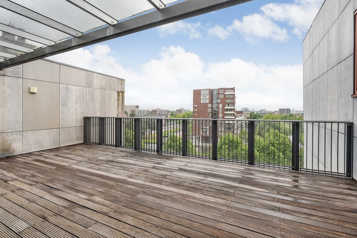 Foto 24 van Porporastraat 142