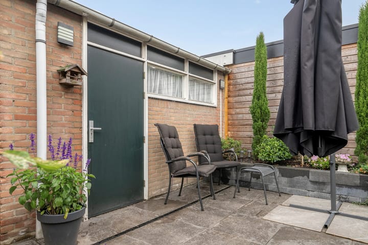 Foto 22 van Van Tussenbroekstraat 2