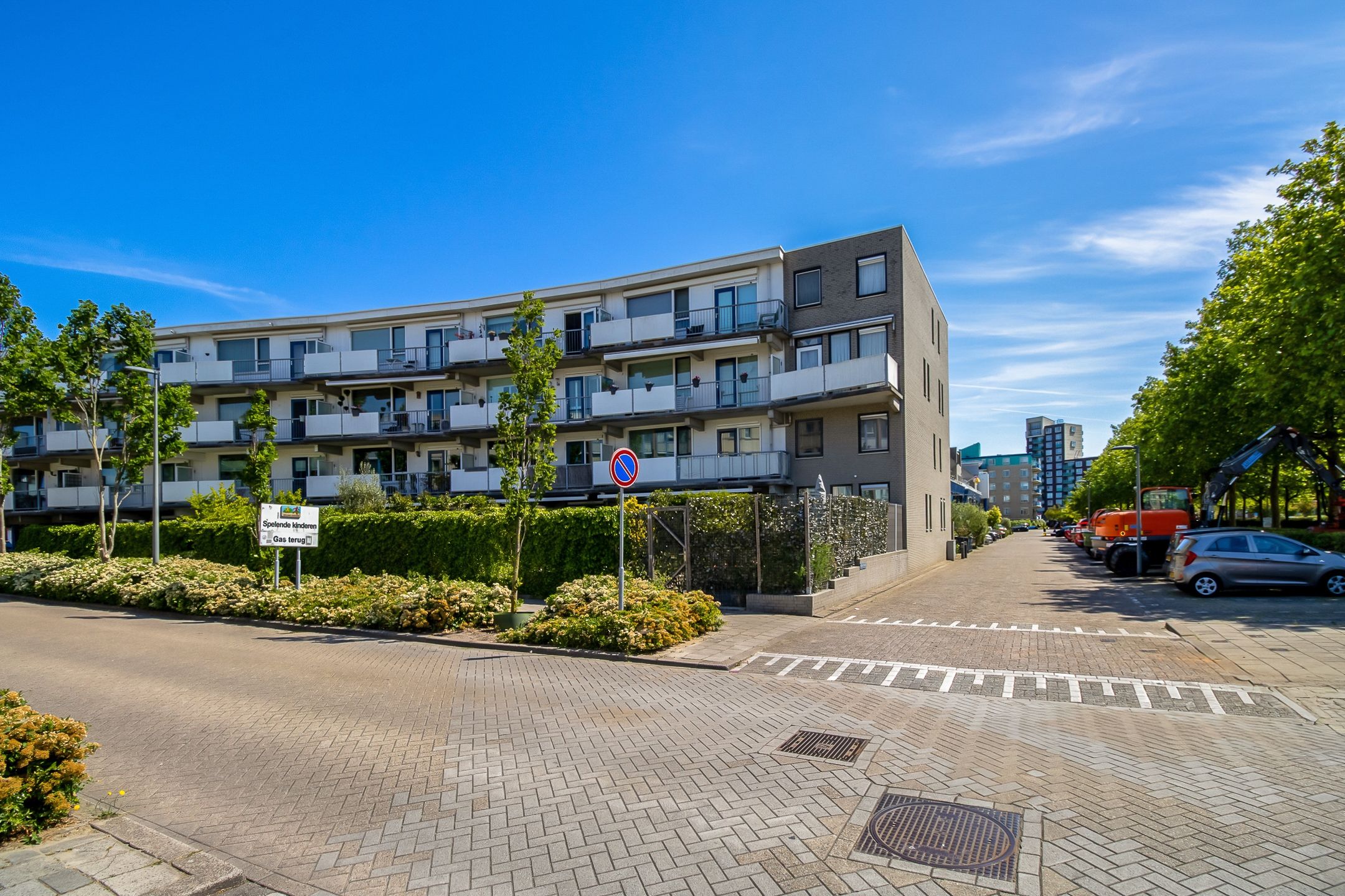 Foto 3 van De Velden 12