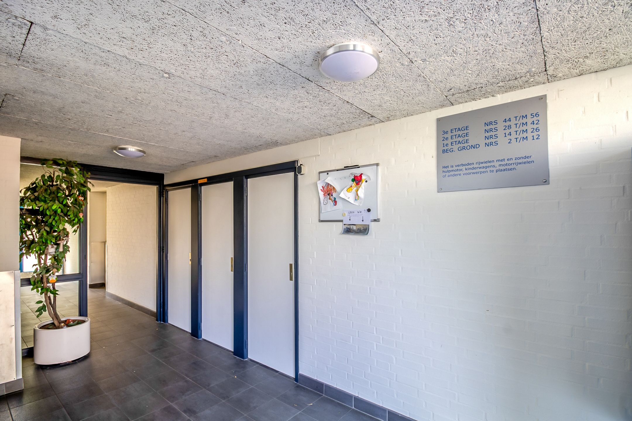 Foto 30 van De Velden 12